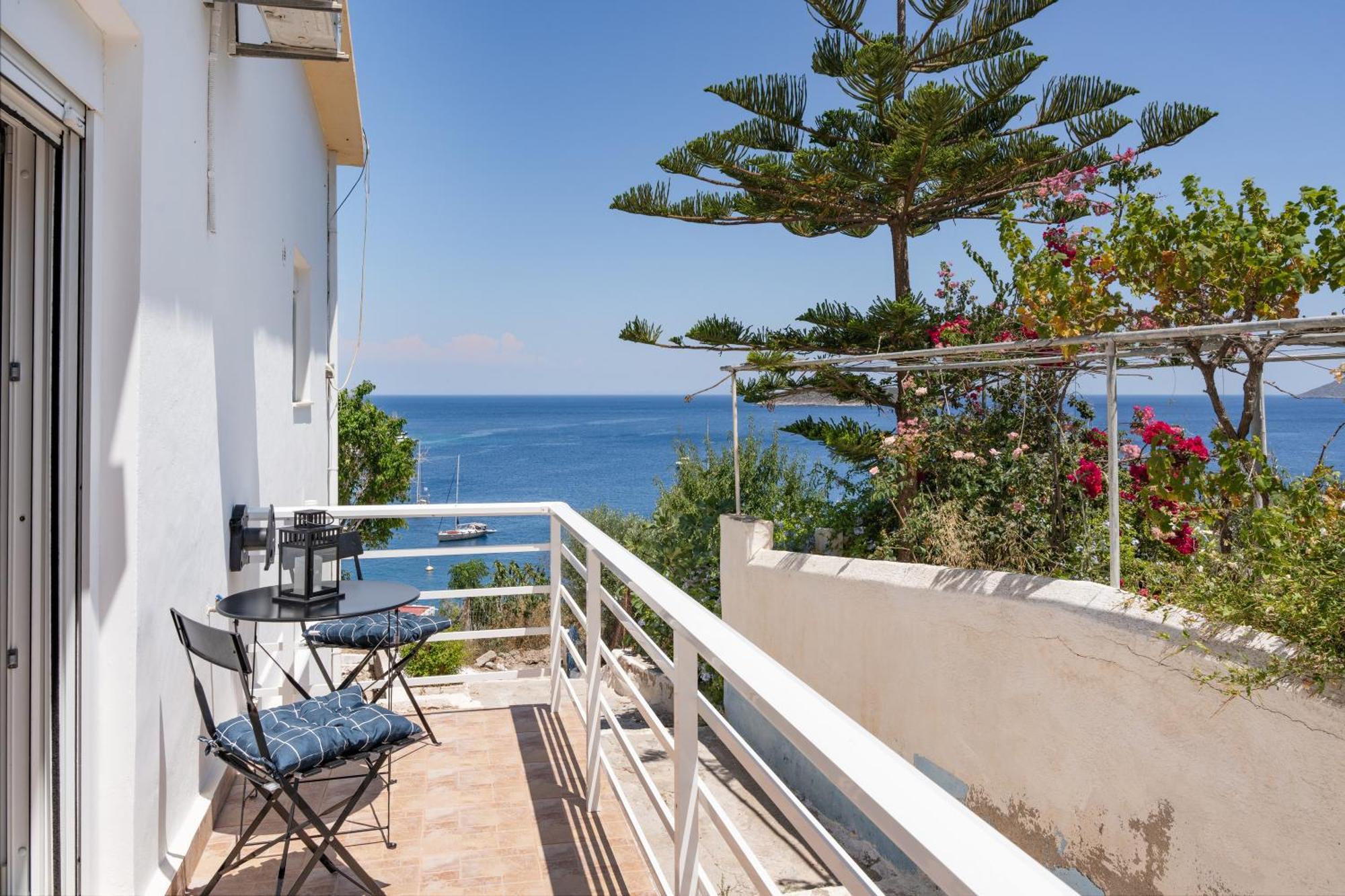Apartment Anna House Panteli